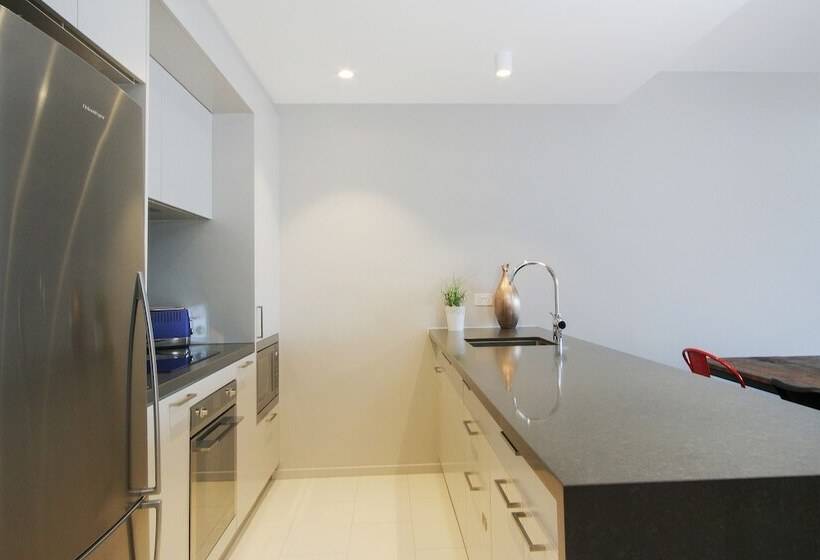 Accommodate Canberra The Pier