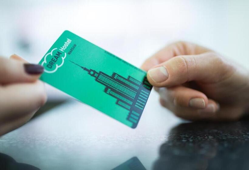 هاستل Safestay Warsaw Old Town