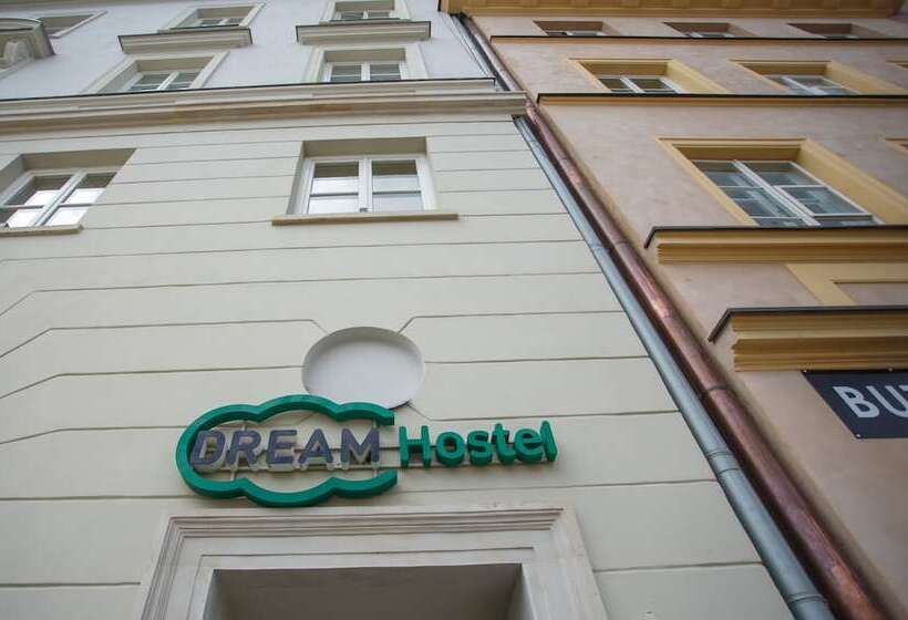 هاستل Safestay Warsaw Old Town