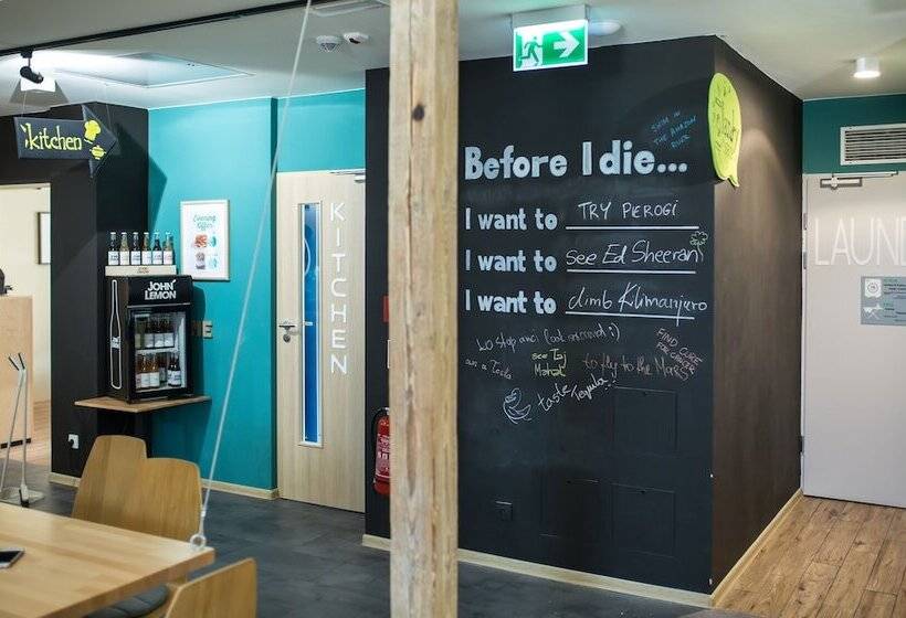 هاستل Safestay Warsaw Old Town