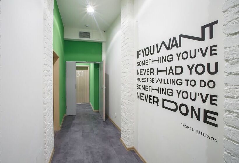 هاستل Safestay Warsaw Old Town