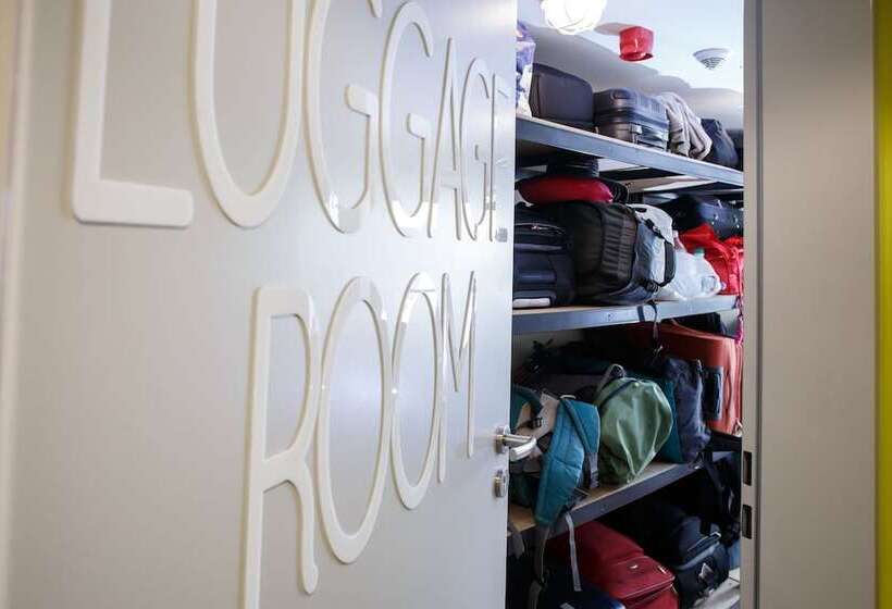 هاستل Safestay Warsaw Old Town