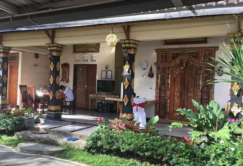 ベッドアンドブレックファースト Semeton Homestay