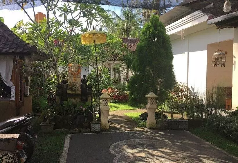 ベッドアンドブレックファースト Semeton Homestay
