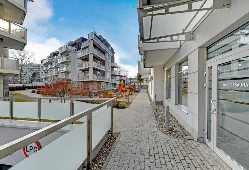 Dom & House Apartments   Marina Residence