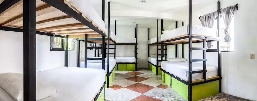 Hostel Babel