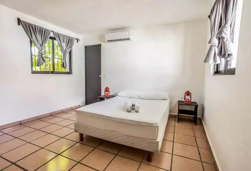Hostel Babel