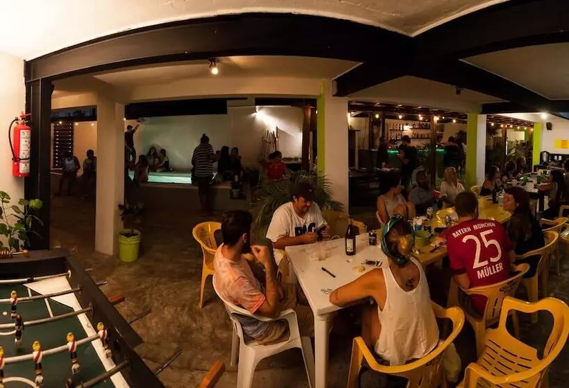 Hostel Babel
