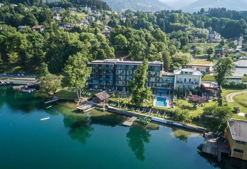 ホテル Villa Postillion Am See