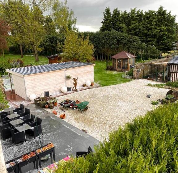 ペンション Le Chateau De Frankie Spas Saunas