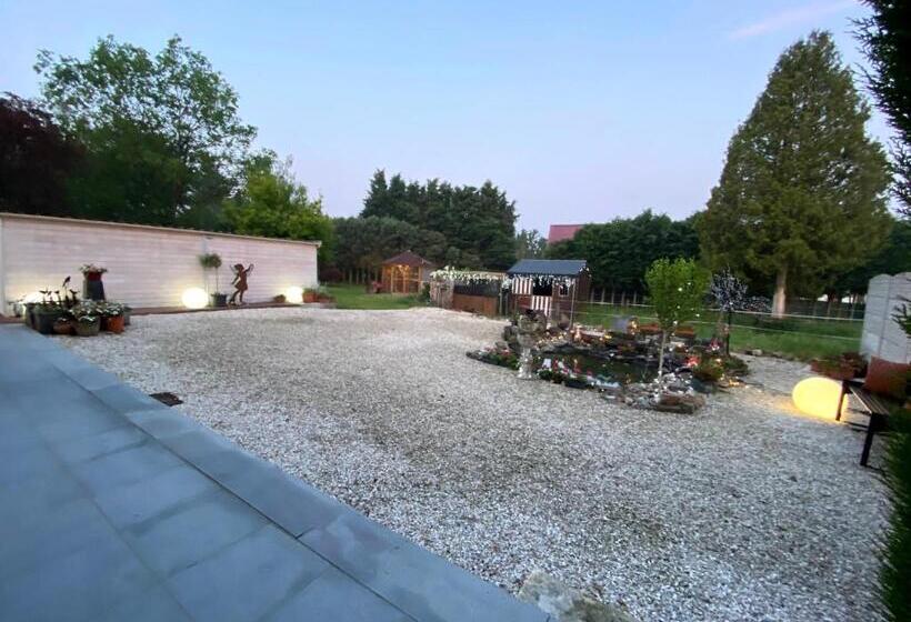 ペンション Le Chateau De Frankie Spas Saunas