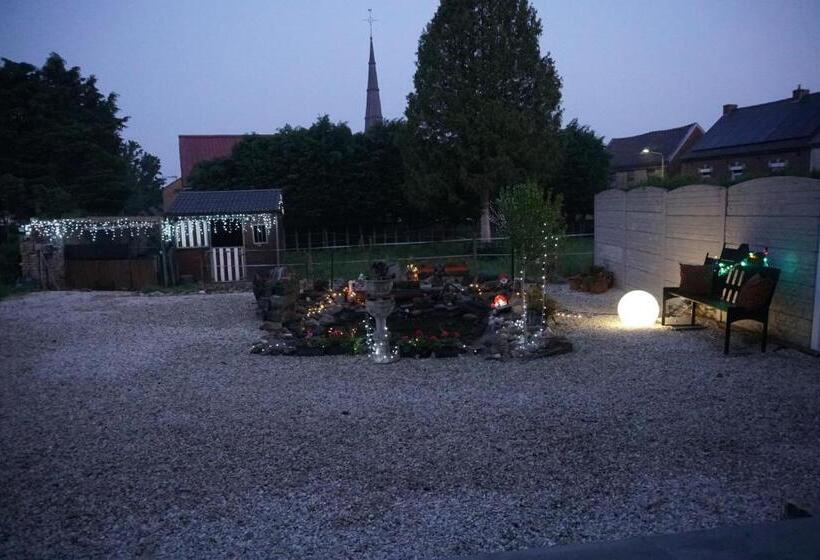 ペンション Le Chateau De Frankie Spas Saunas