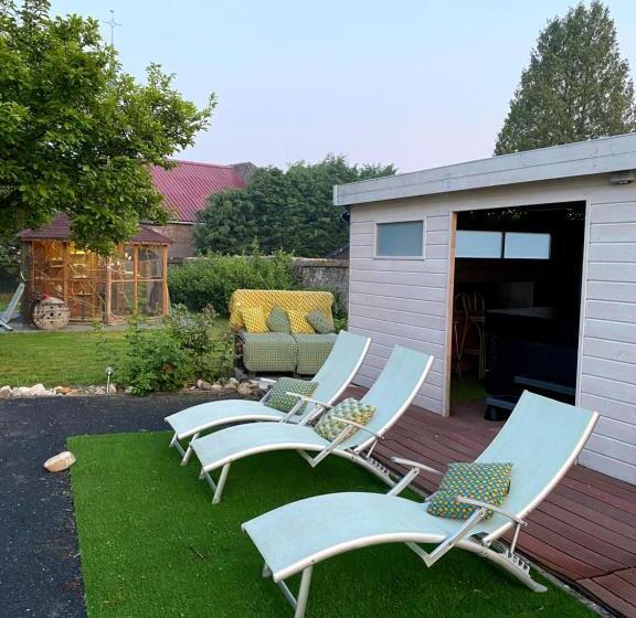 ペンション Le Chateau De Frankie Spas Saunas