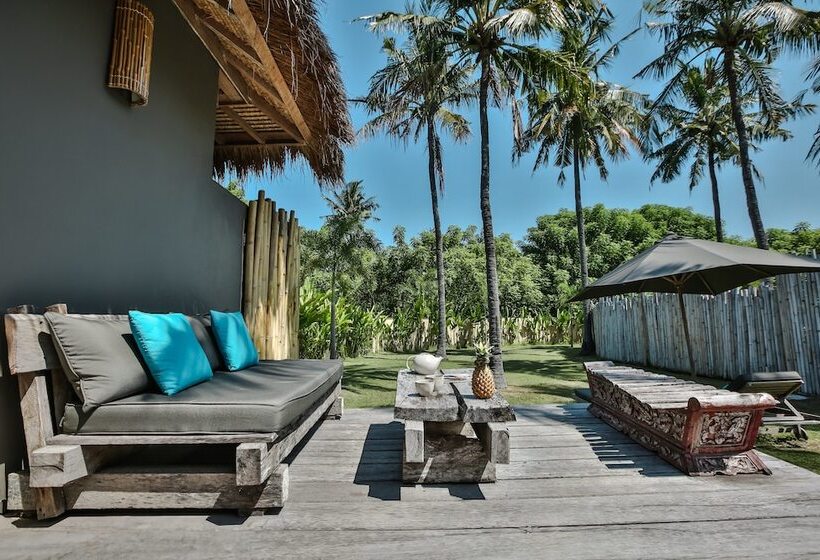 Slow Private Pool Villas