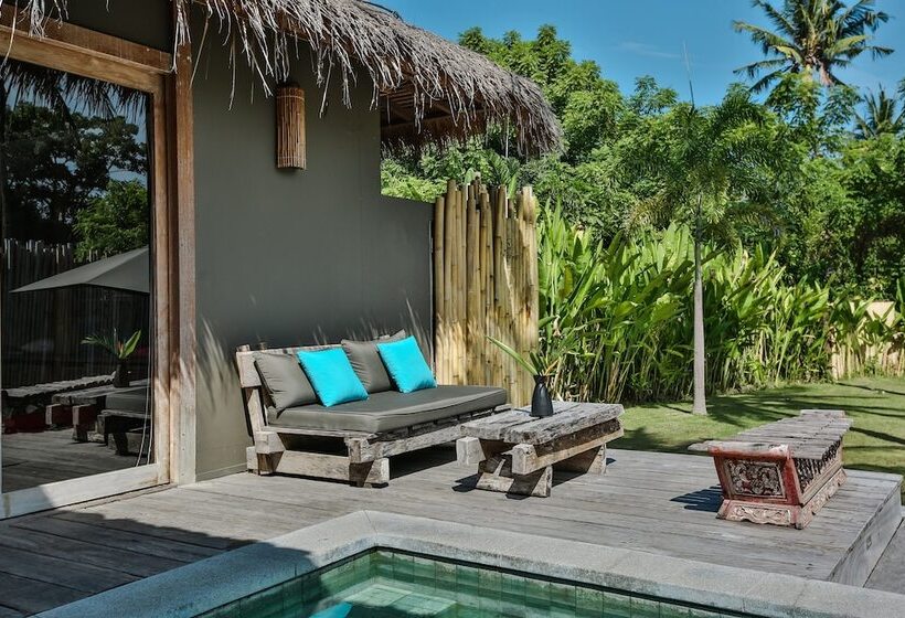 Slow Private Pool Villas