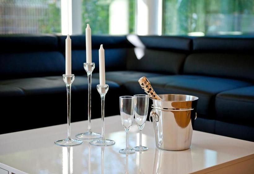 Blueapart Nereus Jurata