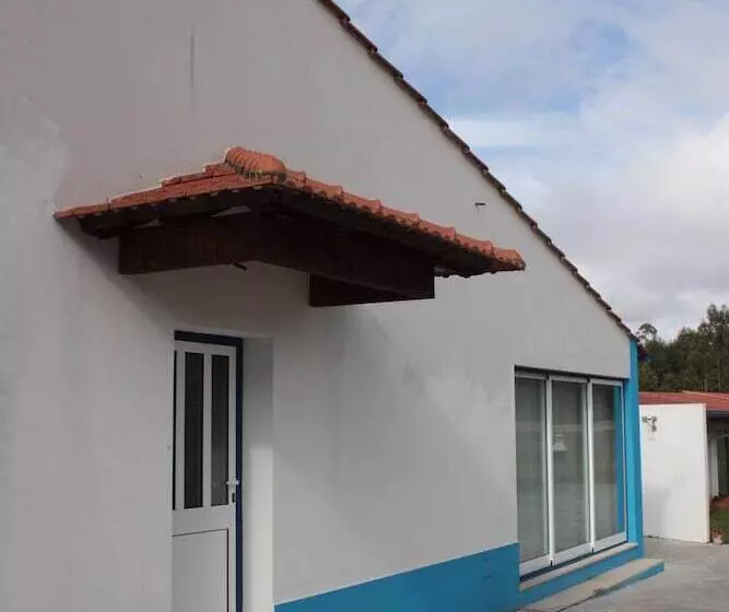 ホテル Casinhas Do Alentejano   Lands House Bungalows