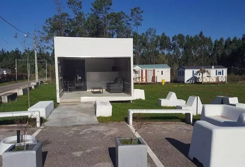 ホテル Casinhas Do Alentejano   Lands House Bungalows