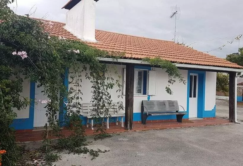 ホテル Casinhas Do Alentejano   Lands House Bungalows