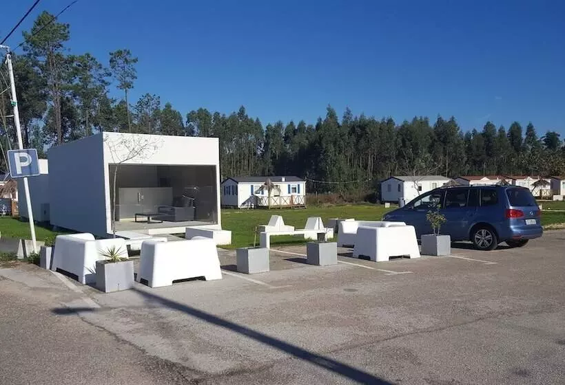 ホテル Casinhas Do Alentejano   Lands House Bungalows