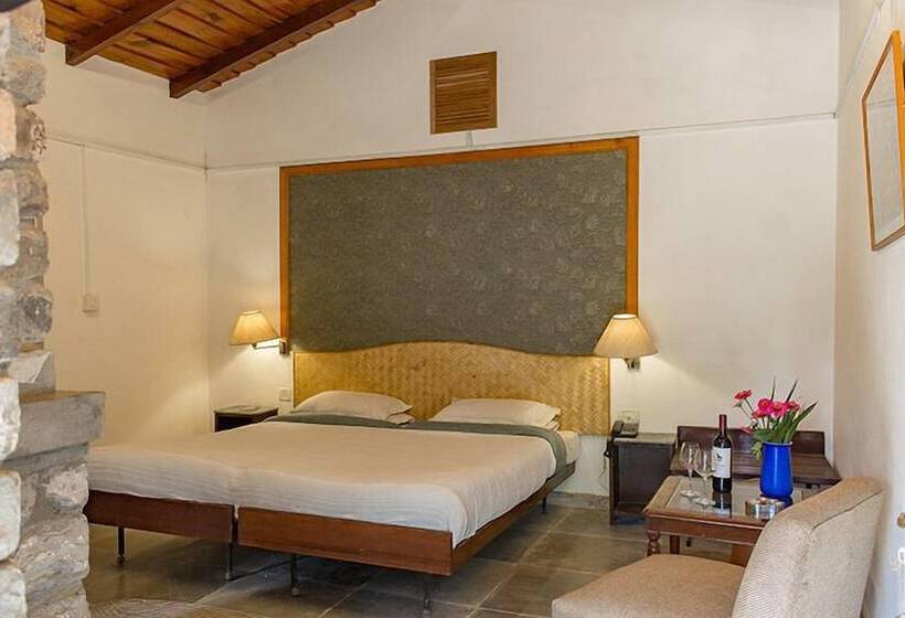 هتل Call Of The Wild