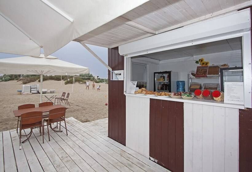 בית מלון כפרי Sunmarinn Resort