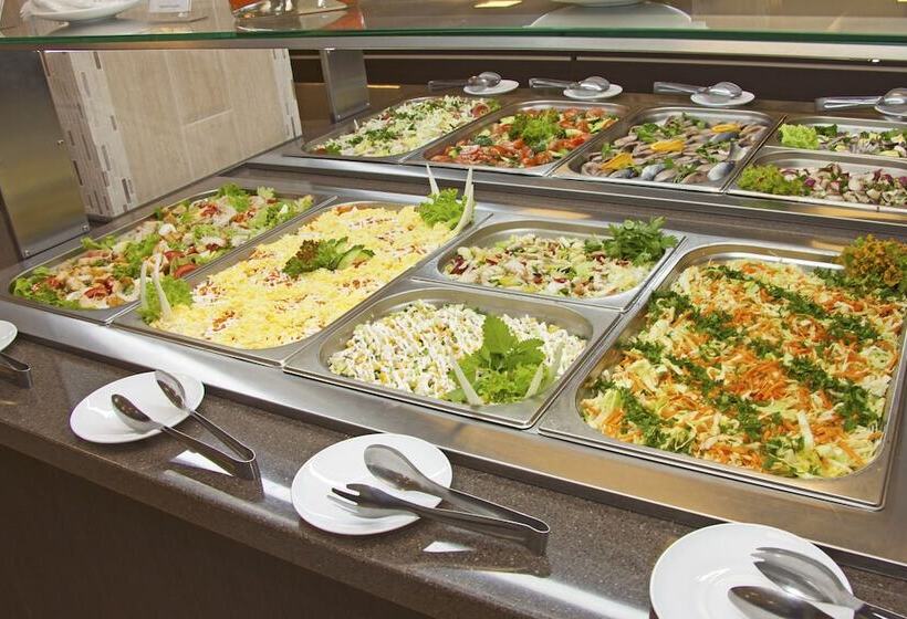 בית מלון כפרי Sunmarinn Resort