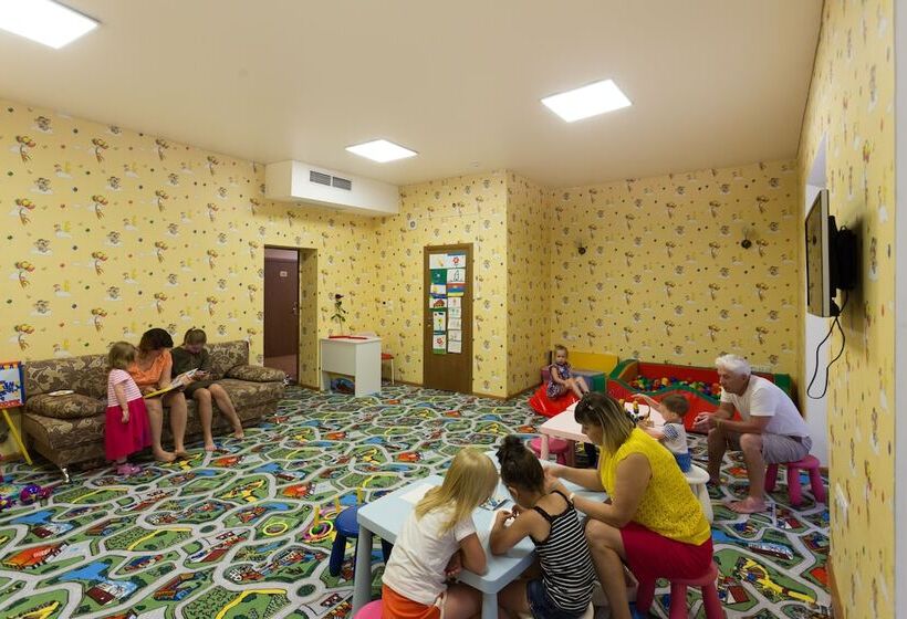 בית מלון כפרי Sunmarinn Resort