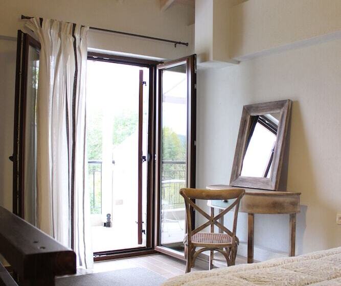 Kedros Holiday Villas