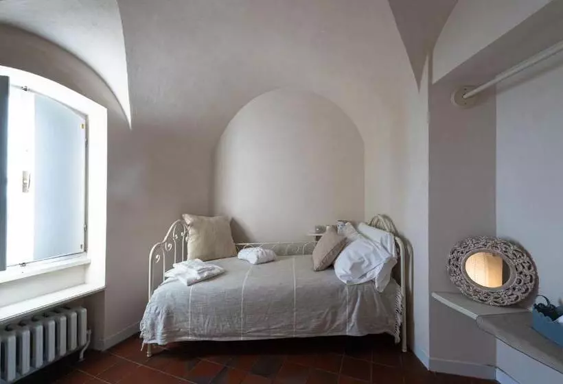 Locanda Antica Osteria Saracena Del Bergallo