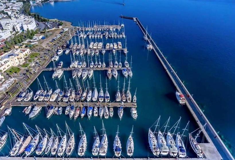 Pantheon Apartments Kos Town