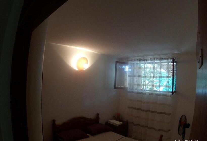 پانسیون Arla Residential