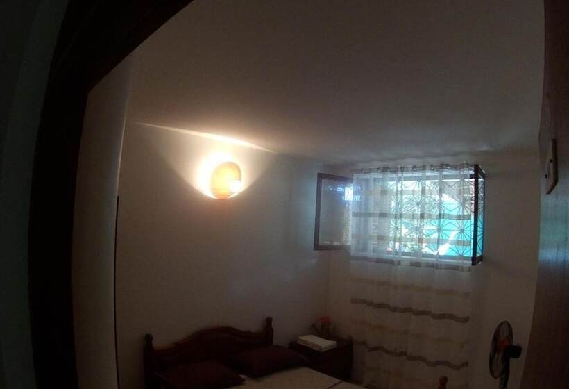 پانسیون Arla Residential