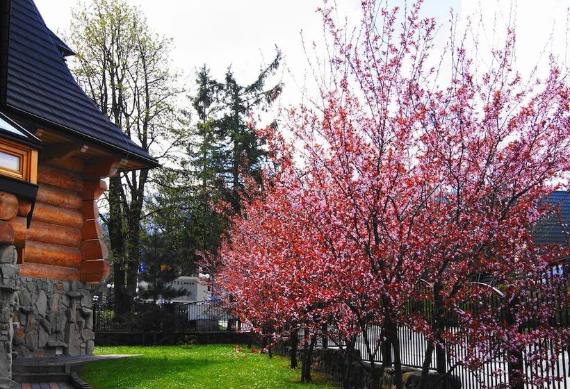 Пансион Zakopiański Dwór