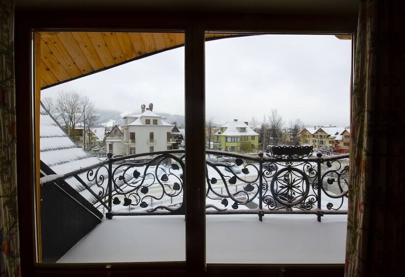 Пансион Zakopiański Dwór