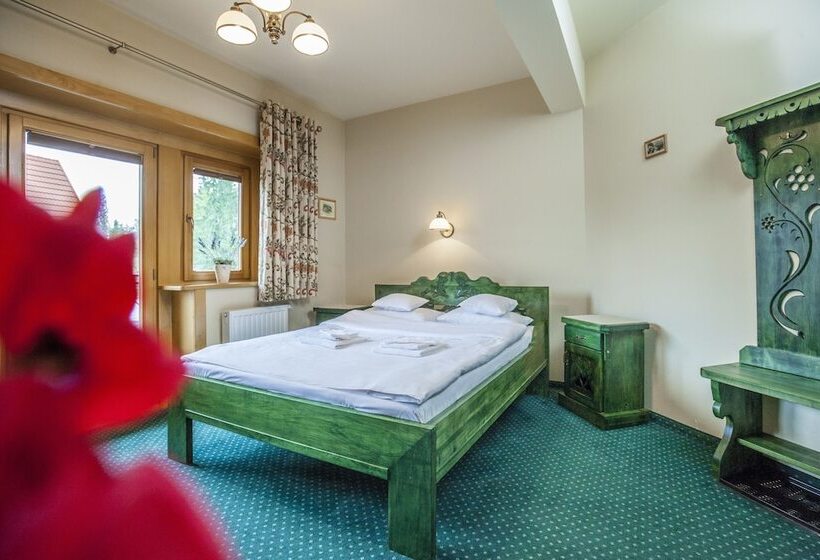 Пансион Zakopiański Dwór