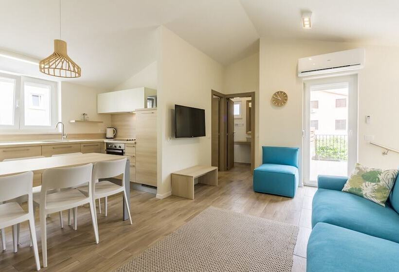 Apartments Villa Nina