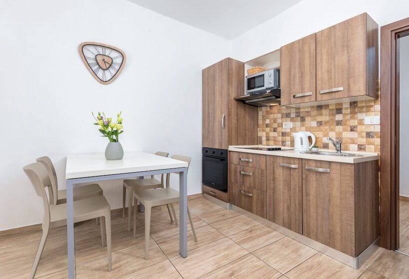 Apartments Villa Nina