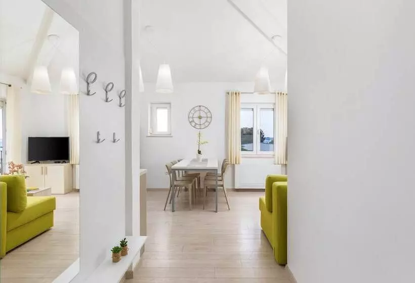 Apartments Villa Nina