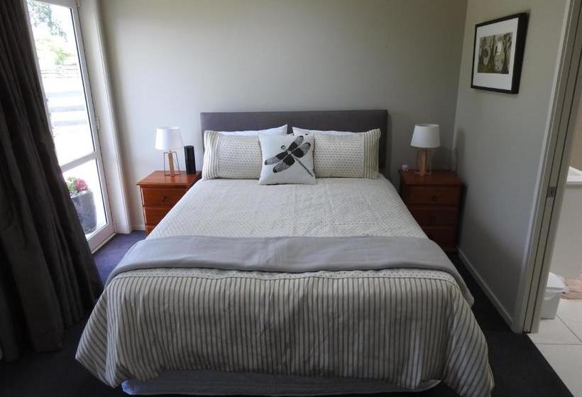 Grasslands Bed & Breakfast