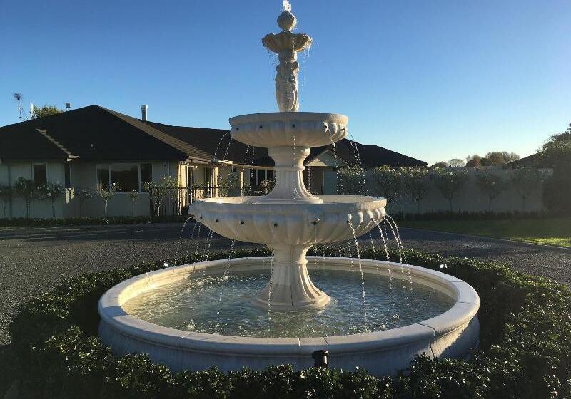 Grasslands Bed & Breakfast