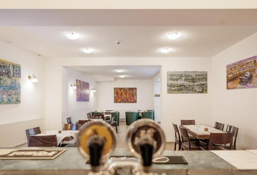 Hotelli Dom Wczasowy Beskidy