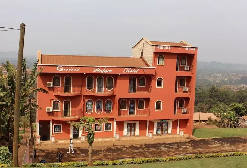 هتل Guins Palace