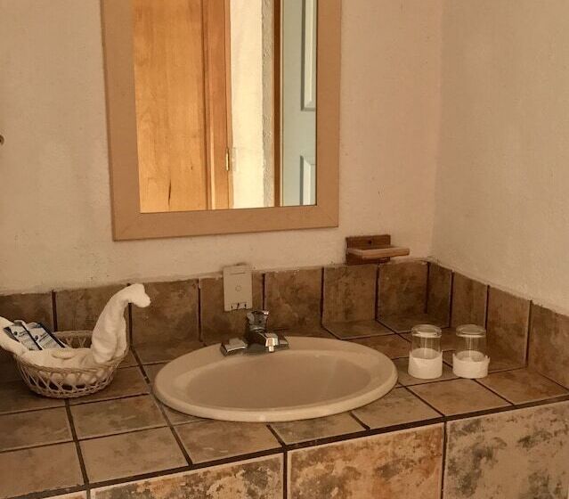 Hotel Nican Mo Calli