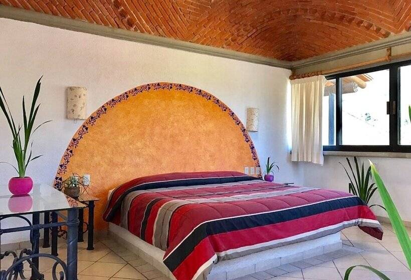 Hotel Nican Mo Calli