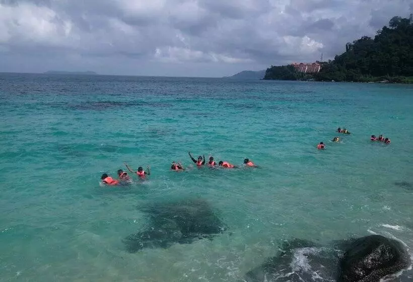 Hotelli Tamara Resort