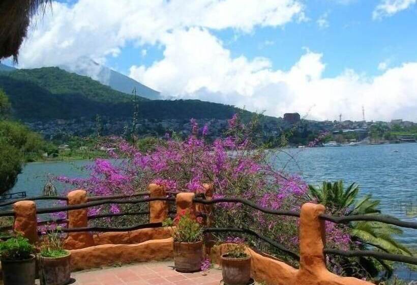 هتل Y Restaurante Bambu