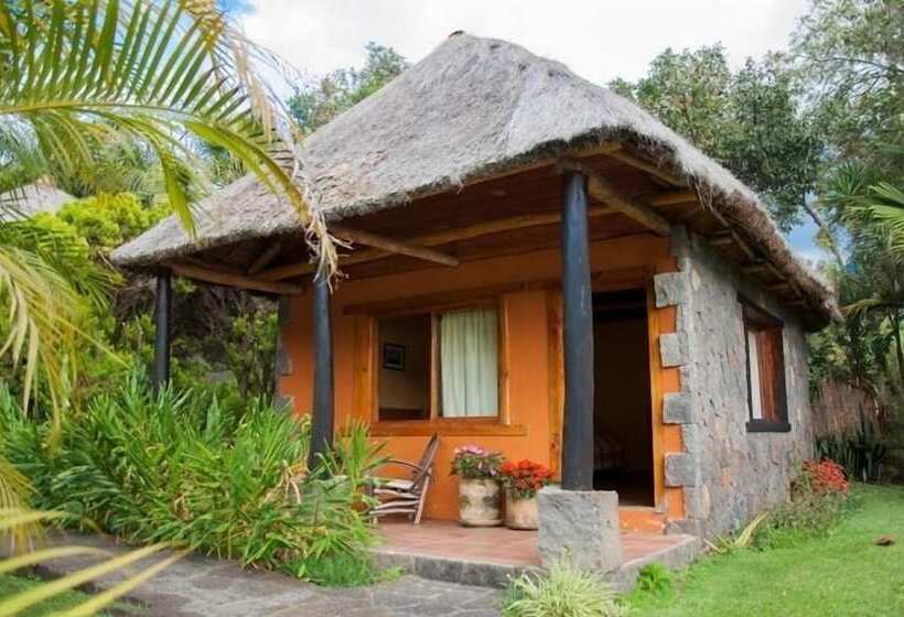 هتل Y Restaurante Bambu