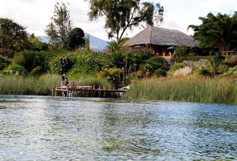 هتل Y Restaurante Bambu