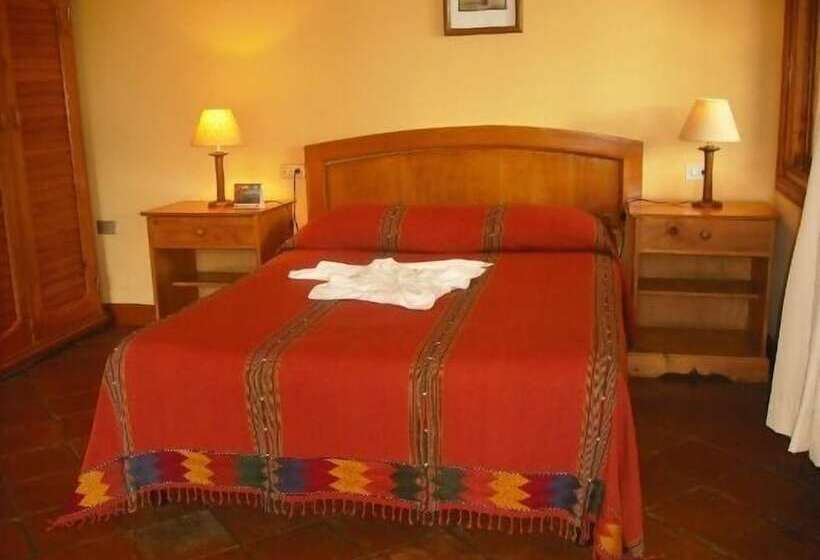 هتل Y Restaurante Bambu